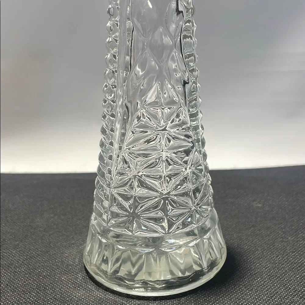 Vintage Crystal Accents Vase with Intricate Cut Glass Design